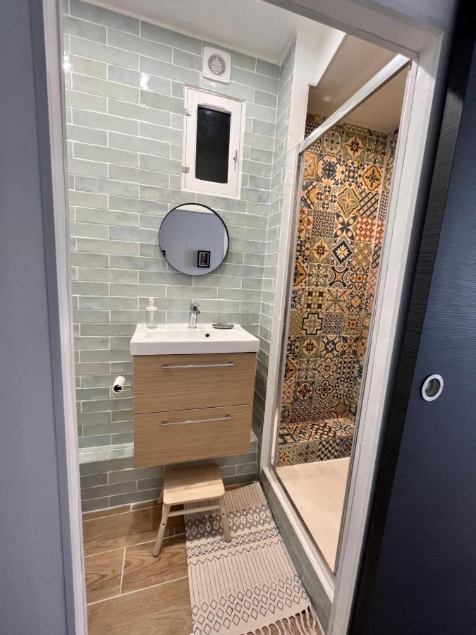 Superbe Appartement Au Coeur Du Mourillon Refais A Neuf Proche Des Plage Toulon Kültér fotó